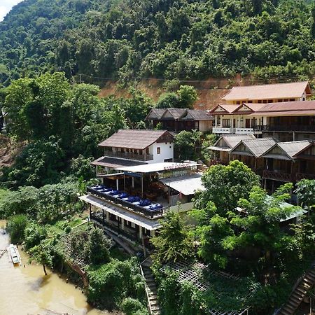 Sunrise Bungalow Hotel Nongkhiaw Buitenkant foto