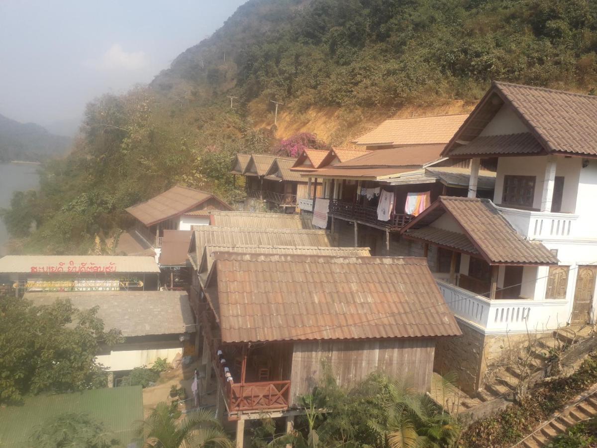 Sunrise Bungalow Hotel Nongkhiaw Buitenkant foto